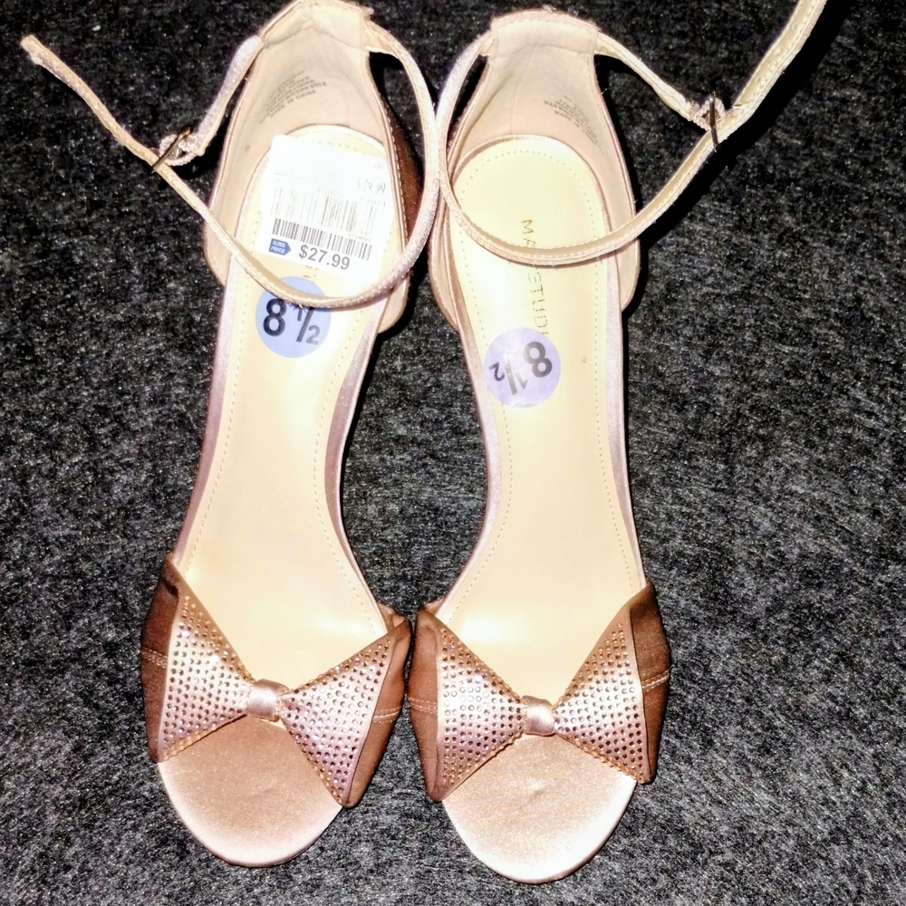 Elegant Gold Turtle Pendant Necklace, Heels In Blush From Max Studio With Bow.